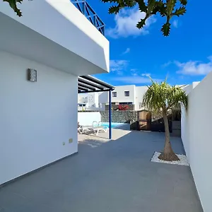 https://lovely-adas-home.in-canary-islands.com
